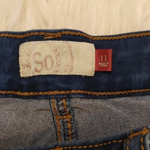SO Size 11 Jean Shorts Raw Hem Blue Cotton Polyester Summer Cut Off Cotton - Picture 6 of 9